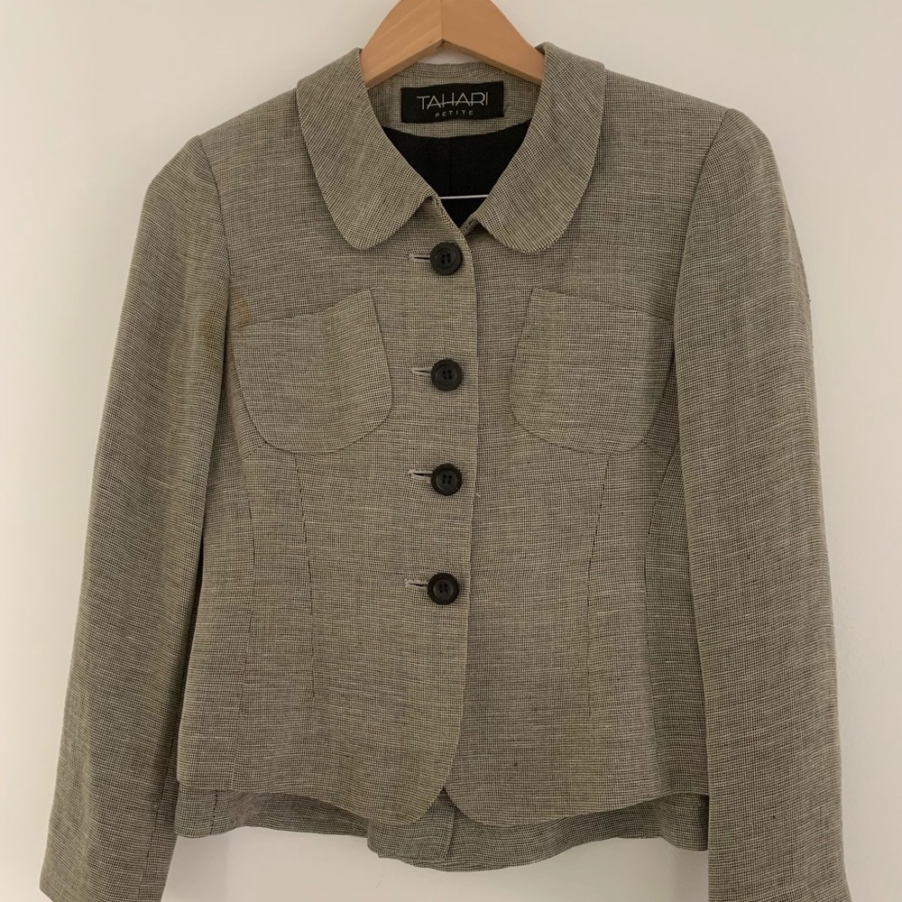 Tahari Suit Set Grey - Petite - Very Femenine